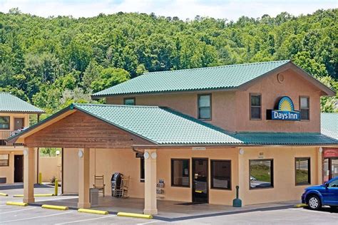 motels near cherokee casino
